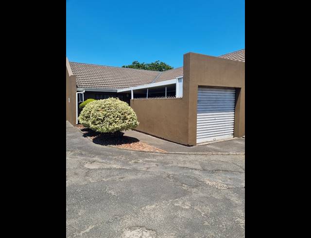 2 BEDROOM TOWNHOUSE SOLD IN ARBORETUM